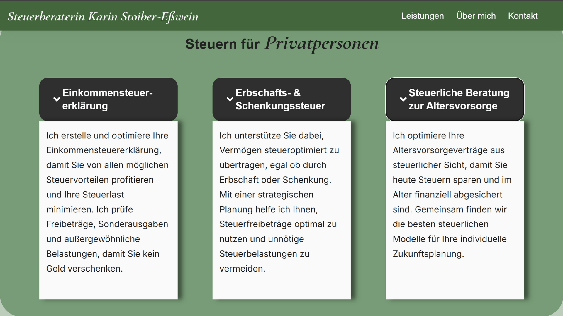 Website auf Monitor mit Beschreibung des Projekts