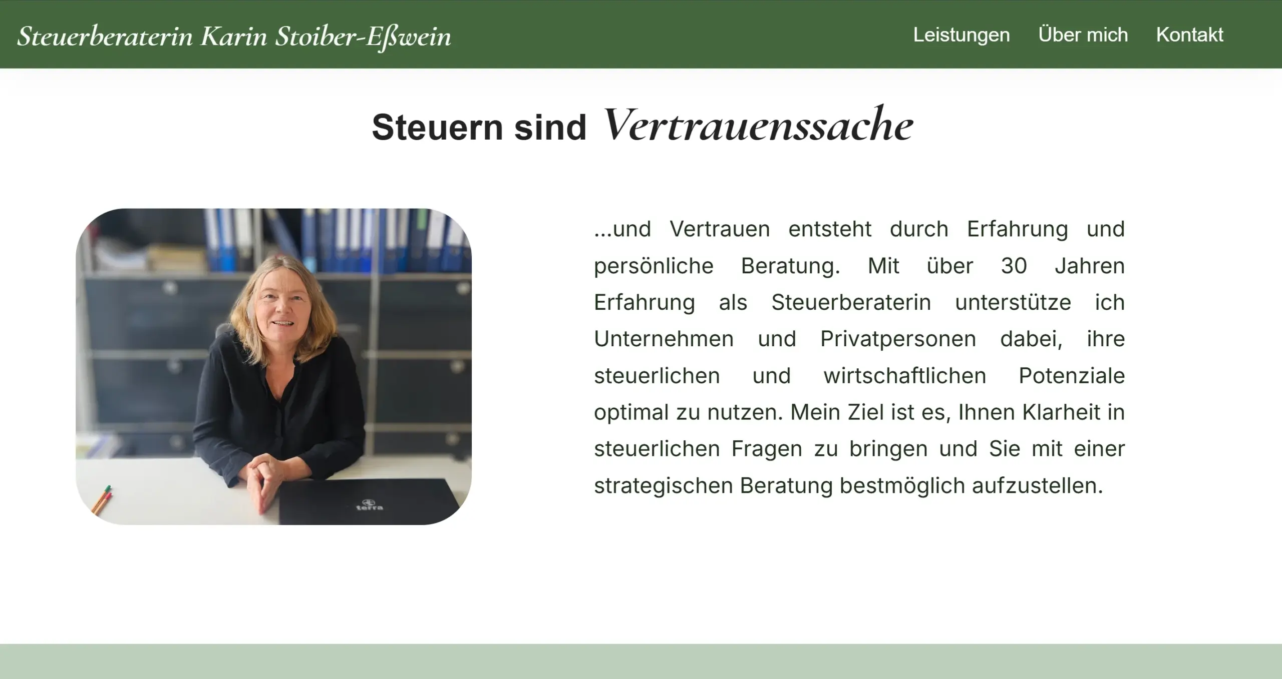 Vorstellungsbereich einer Beratungswebsite mit authentischem Portraitfoto und erklärenden Informationen.