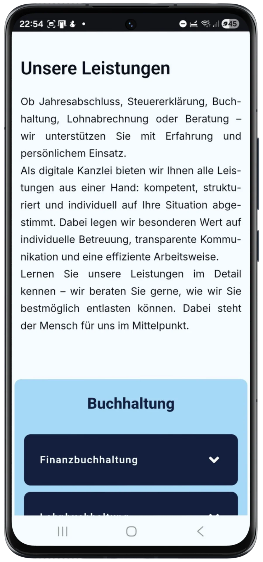Mobile Übersicht der Leistungen einer digitalen Steuerberatung mit Fokus auf Jahresabschluss, Steuererklärung, Buchhaltung und Lohnabrechnung.